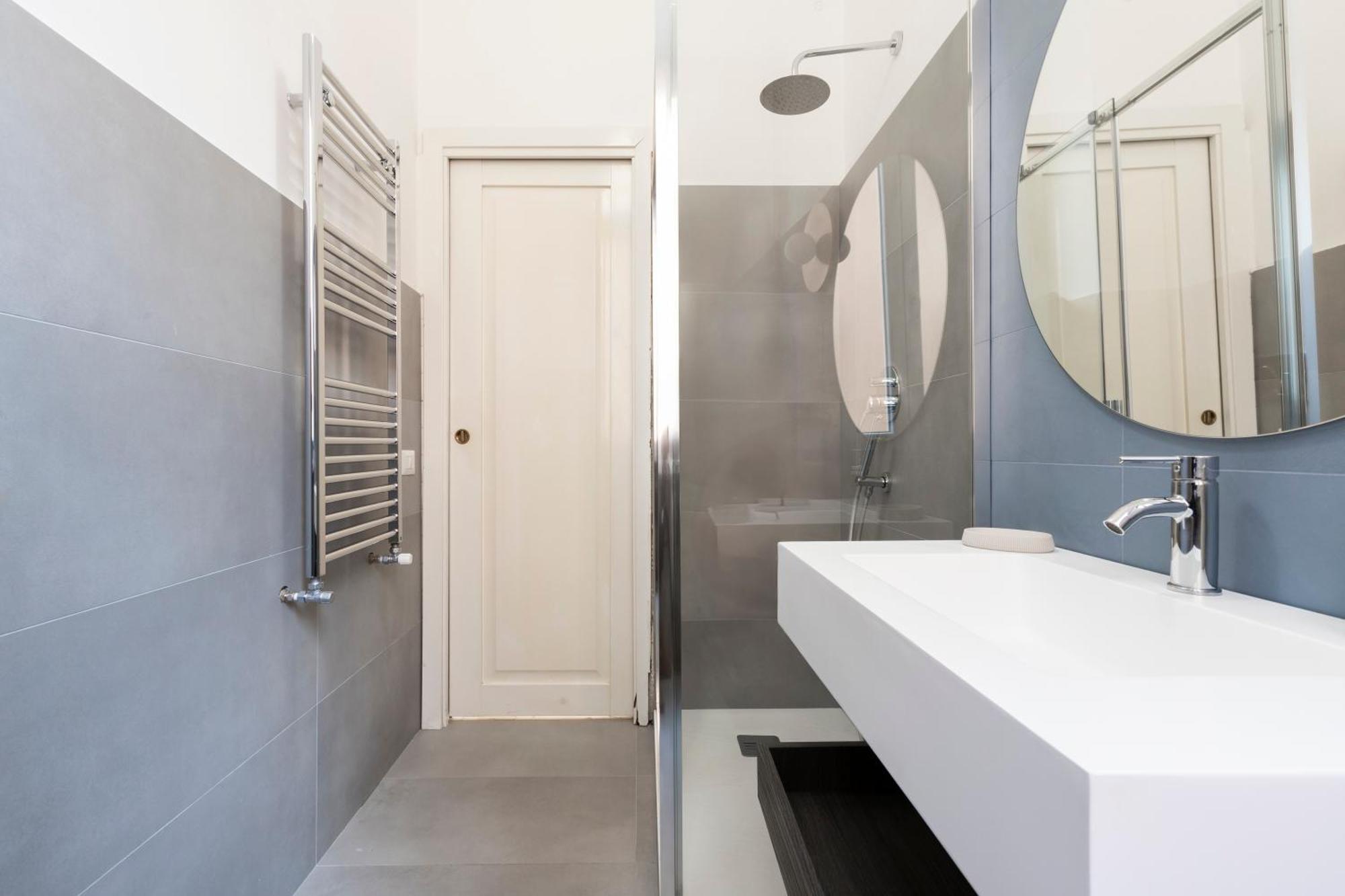 The Rent - Sunny Three-bedroom Near Ottaviano Metro Stop Appartamento Roma